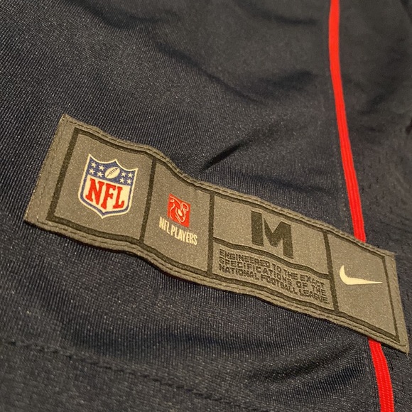 NFL New England Patriots #12 Tom Brady jersey size Medium - Picture 9 of 14